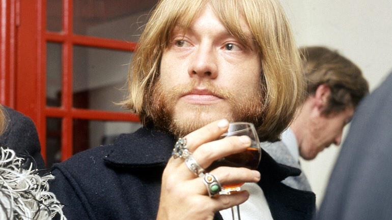  happy birthday to Brian Jones. I know you like good photos of the geniuses of music. 