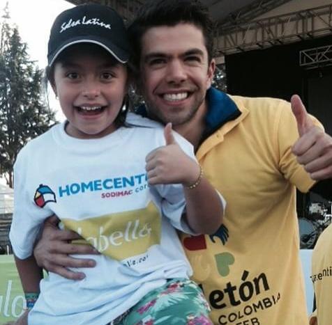 DavidHenaoModel's tweet photo. 💚💚💚 @teletoncolombia #MirateColombia http://t.co/Mf51S1miww