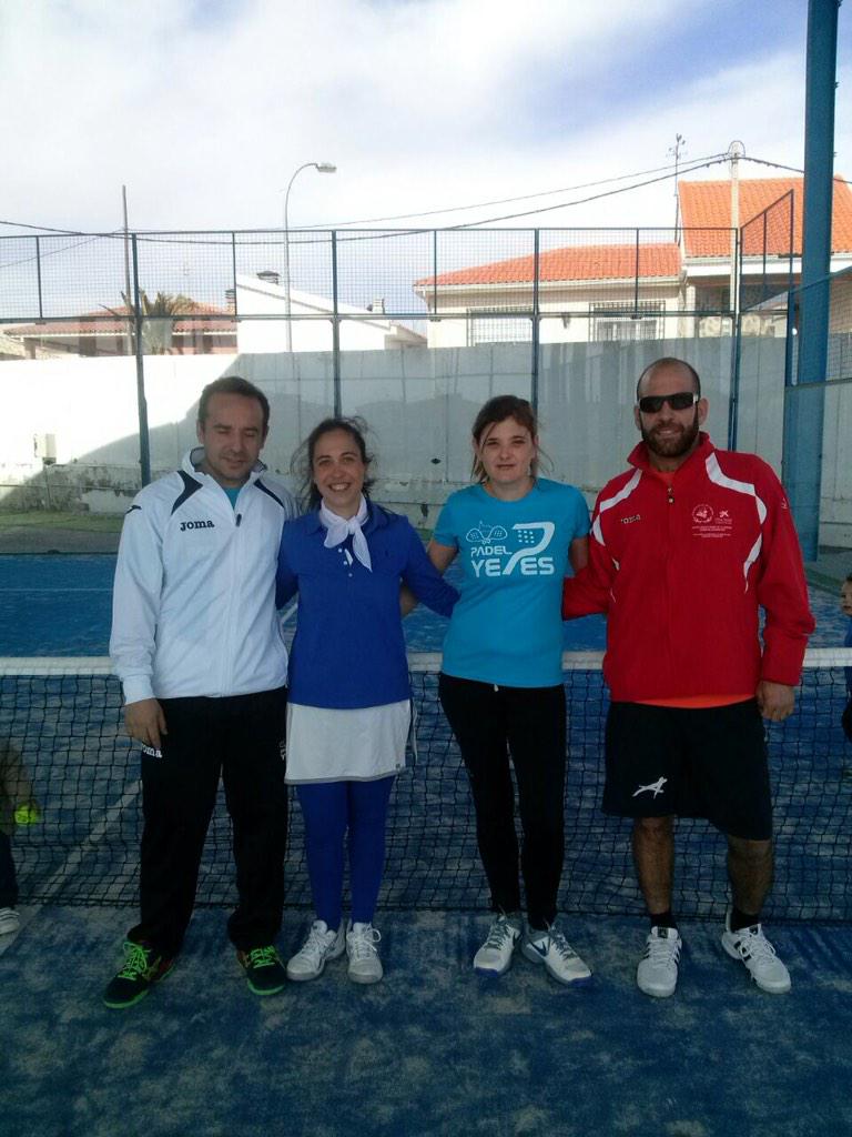 PadelYepes's tweet photo. Mucho ánimo a la representación de @PadelYepes en #añover en el torneo mixto, suerte a tod@s!! @yolanda7563 http://t.co/NFNquZ3BTF