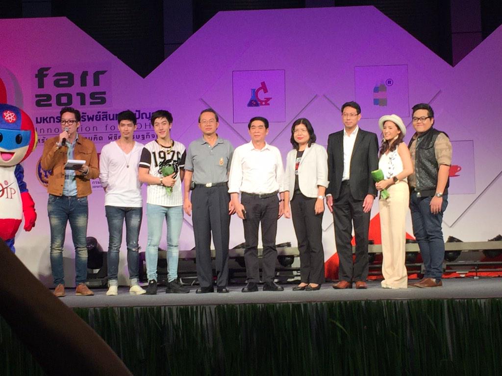 CDFC_PANTIP's tweet photo. เก็บตกงานวันนี้ถ่ายภาพรวมค่ะ @cdkantee #ipfair http://t.co/MYhWyhKXUF