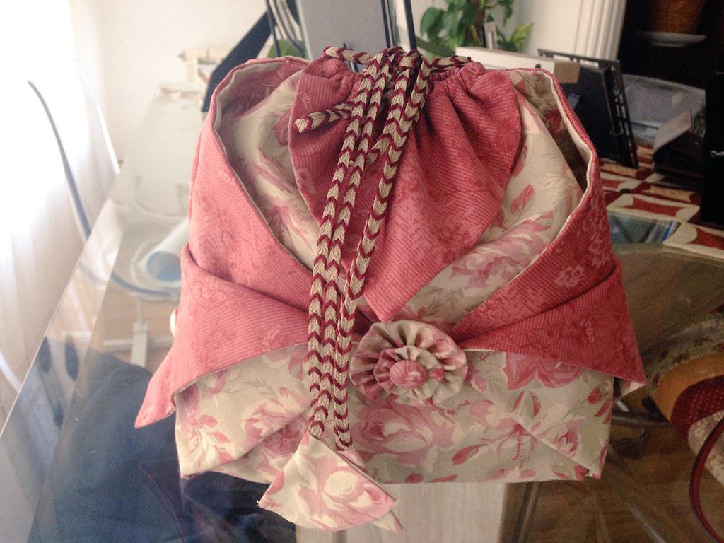 PatchAtachus's tweet image. Bolsa ideal para guardar todo lo importante