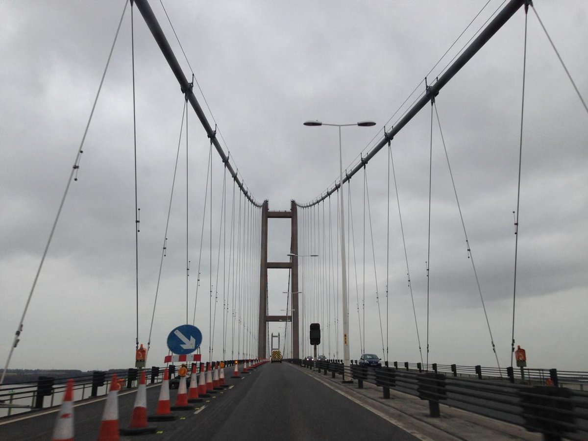 David_Di_Duca's tweet photo. Humber bridge. #leachystagdo http://t.co/Odm7qZdQ9Q