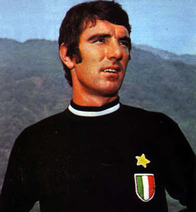 Happy 73rd Birthday...Juventus\ Legendary Goalkeeper Dino Zoff. He made 479 Appearances for the Bianconeri. 