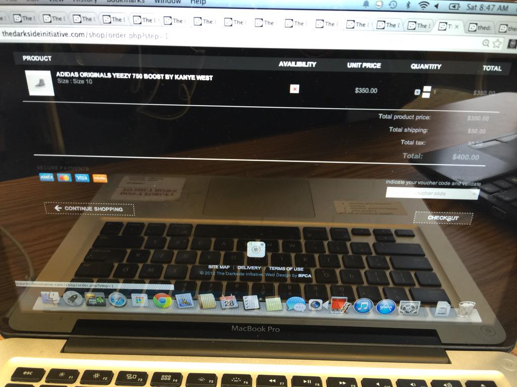 bestbotsco's tweet photo. @MaClarte I feel you the bot added mine to cart but the darkside initiative website servers were trash http://t.co/O89IVDJCT8
