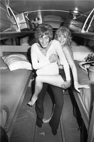 Happy 71st birthday to Roger Daltrey! > PIC: Roger Daltrey and Friend, 1968 (Photographer Tom Wright) 