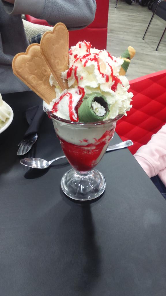 becky_re's tweet photo. Yummy sprinkles http://t.co/du06ZL4dLd