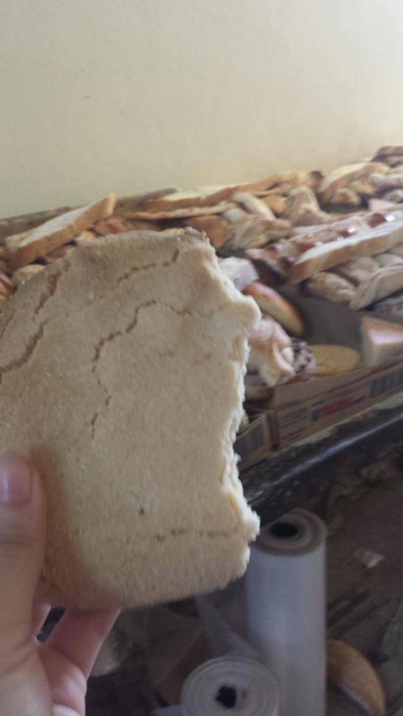 PanaderiaNSDLP's tweet photo. #EatingWhileWorking http://t.co/kr6bE8N4Kz