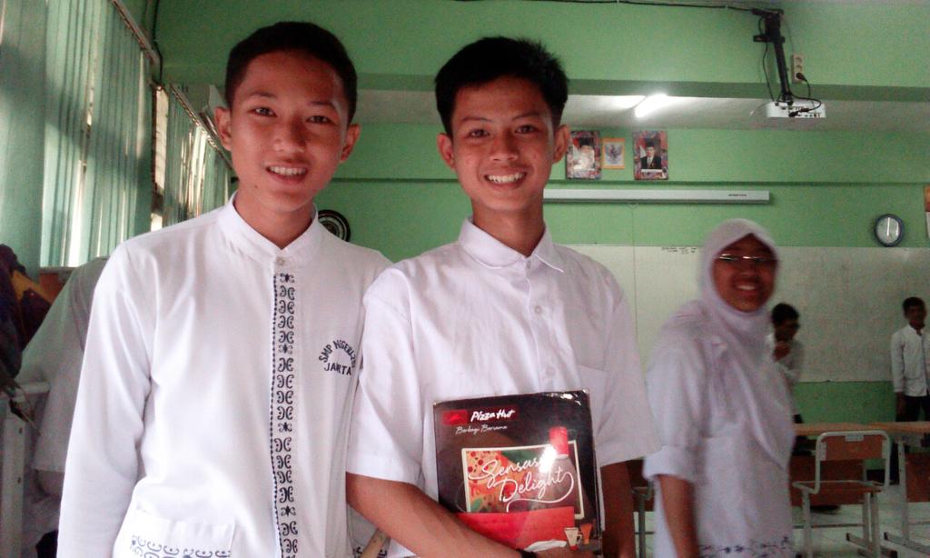 Bersama tukang pizza <a href="/rendikusuma19/">Rendi kusuma </a>