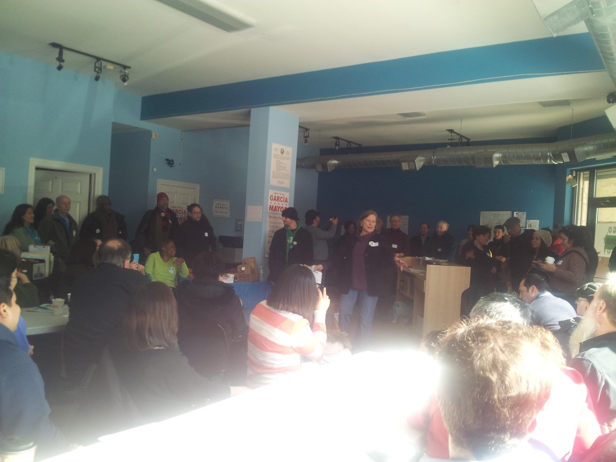 flynn1_james's tweet photo. Great turnout at Chuy's Northside offices for six week countdown to Rahmageddon http://t.co/sycoGKcvKC