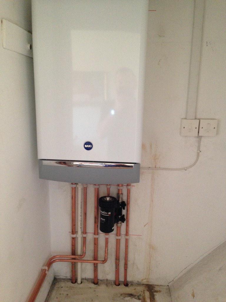 A Baxi platinum fitted and replacing a old floor standing <a href="/baxiboilers/">Baxi UK & Ireland</a> <a href="/ADEY_Pro/">ADEY</a> On a Saturday!