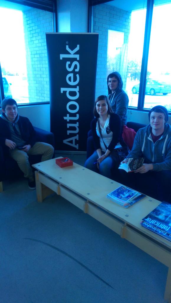 maker_ut's tweet photo. Check out @autodesk representation @TechShopDetroit ! #MakerAdventure http://t.co/VdiMZydtI1