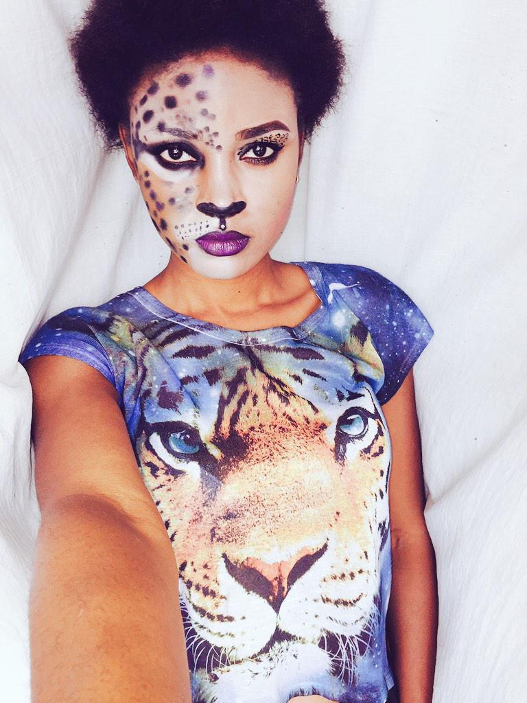 ashroll55's tweet photo. Lioness...... #makeuplove http://t.co/oFq2VW1CMU