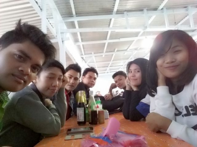 ermaaja1's tweet photo. Smoga bsa kumpul lg kyk gini 😊 http://t.co/NqRtOQodpa