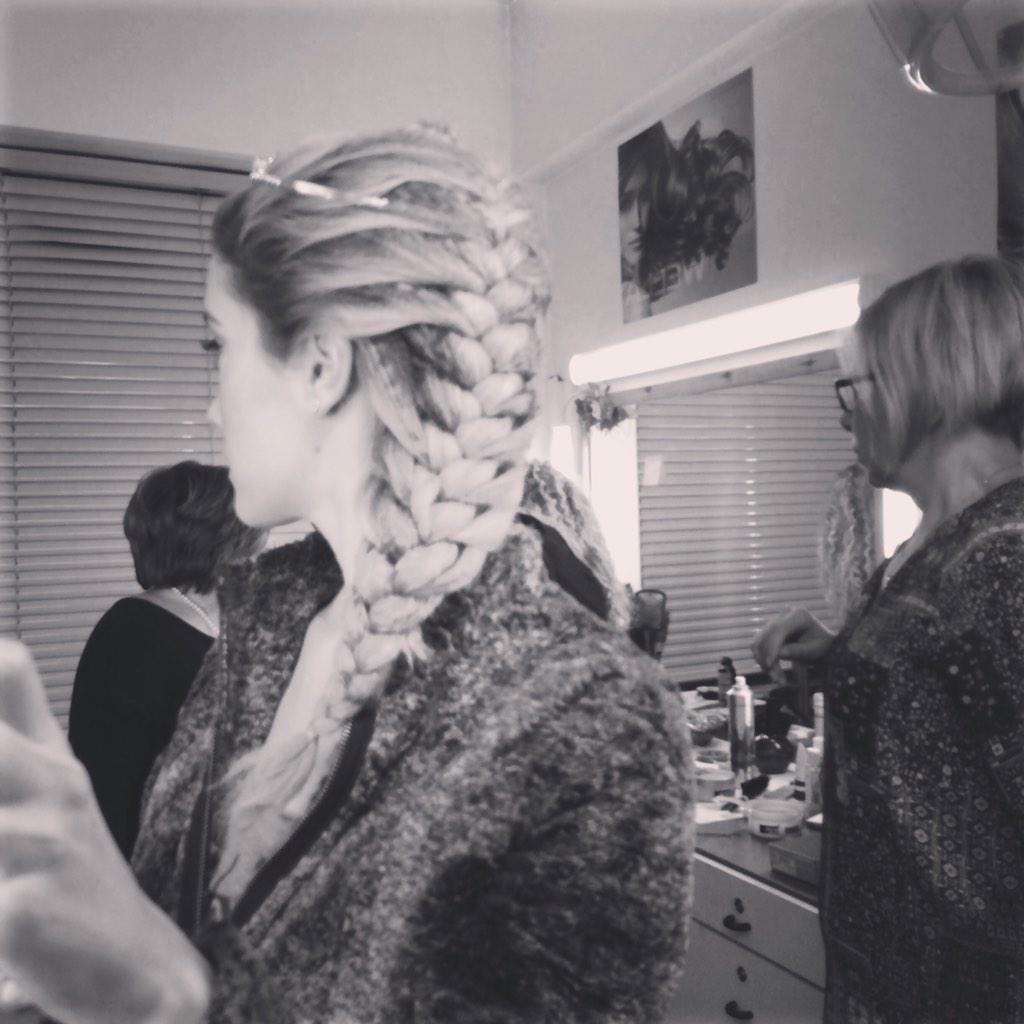 clarialonso_'s tweet photo. Aaaaaaaaa no falta nada!!!!!!!!!!Hoy 2 programa #ClaraNottiSullGhiaccio #teamClaraAlonso !!! Los necesito conmigo eh! http://t.co/nZo5urWG8t