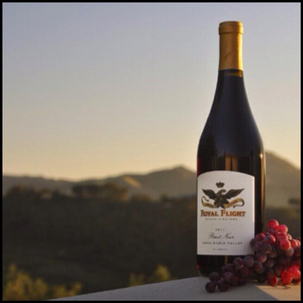 RoyalFlightWine's tweet photo. What's in your cup this #CALive15 Saturday? Get your #PinotNoir here #today http://t.co/OMe3bjaXXT #RETWEEET http://t.co/RSqS0GCaLJ