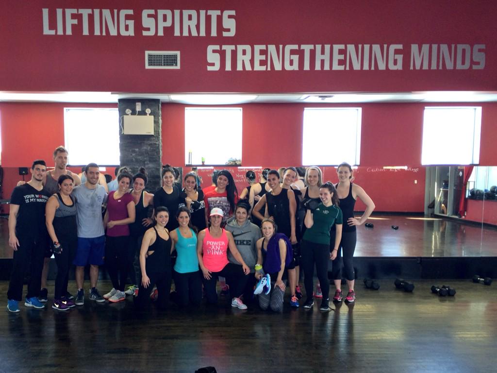 thejasminrose's tweet photo. Awesome @GrecoLeanFit class @GrecoUpperHuntC by @tsaiks in support of @BaMOttawa @OttawaCancer #RackCity http://t.co/m0YolEnDnW