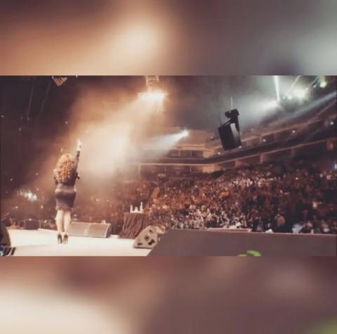jennivivira's tweet photo. Arena Monterrey , un concierto inolvidable ✨💕
#Jennisimo http://t.co/sgQk1BGePz