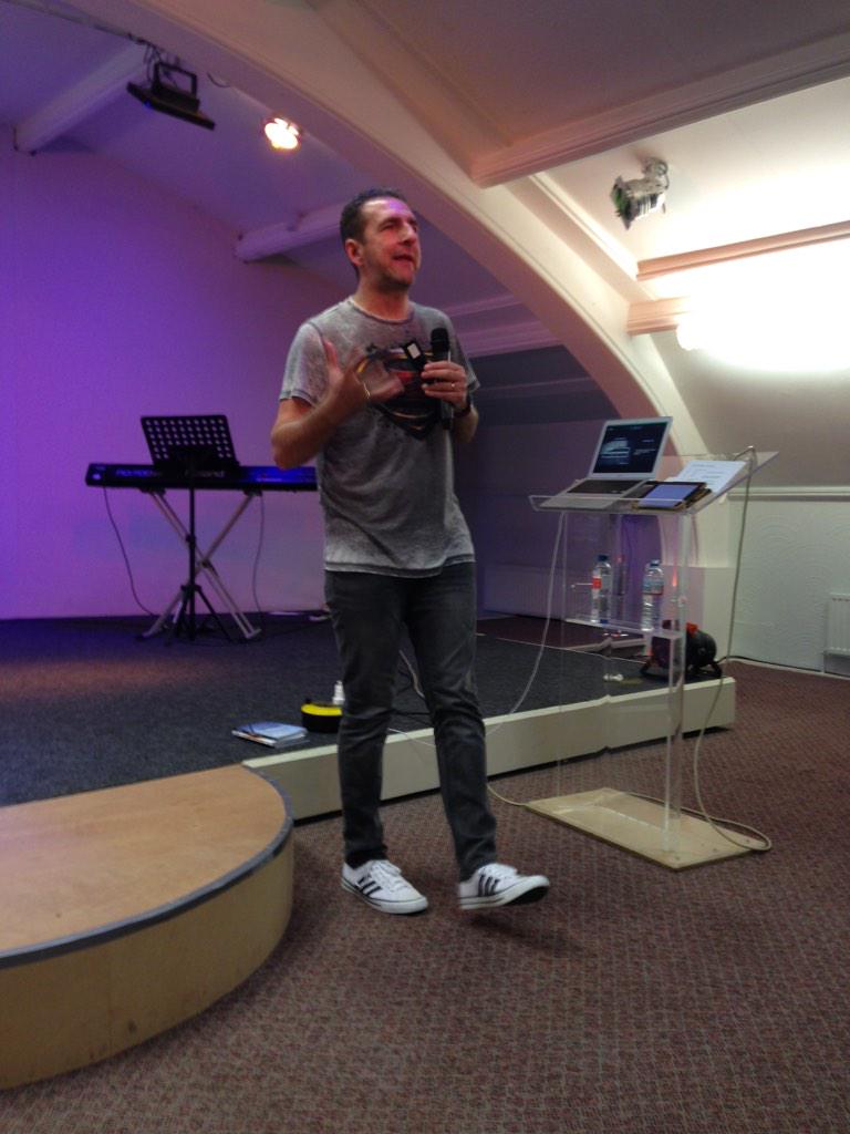 Dr John Andrews in full flow - a superb zone event ...
