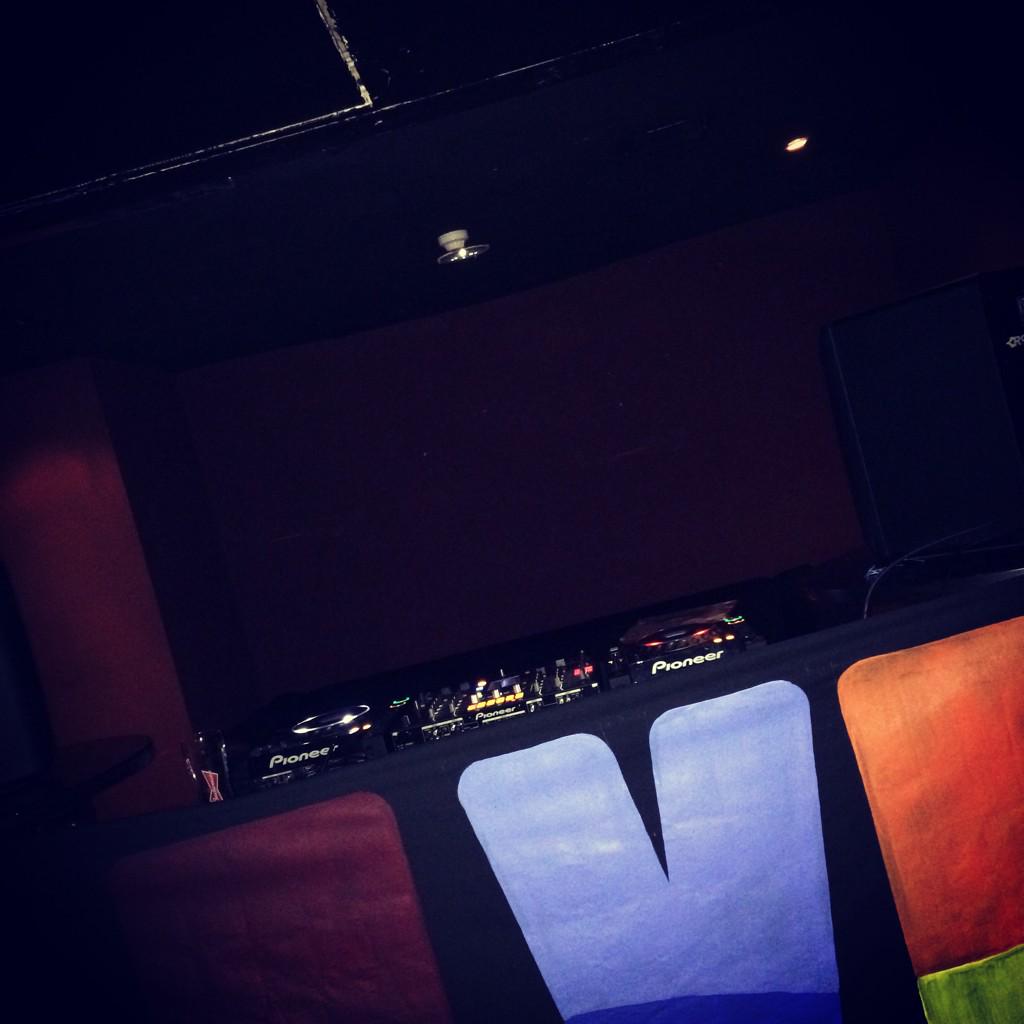 Kave_Events's tweet photo. Kave prep complete 👌 http://t.co/228Tohygiq