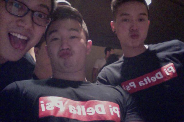 banmigos's tweet photo. PDPSi selfie crew. Ready to frolic around stage. #WeArePAAC http://t.co/1OA06JvIYC