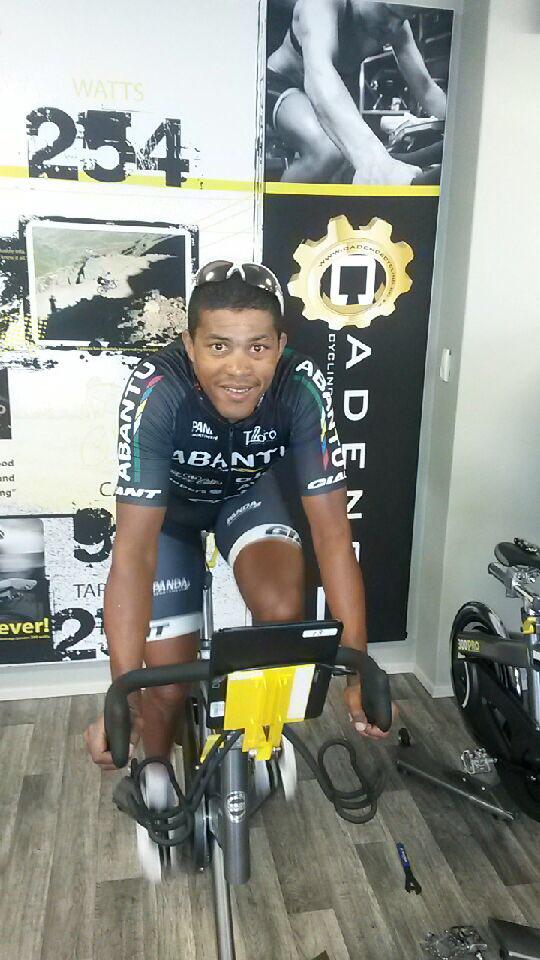 CadencePCentre's tweet photo. The Hoff, powering the legs at Cadence Langhams before heading of to CPT .. Argus 2015 👍🚵 http://t.co/fxEYBjExuu