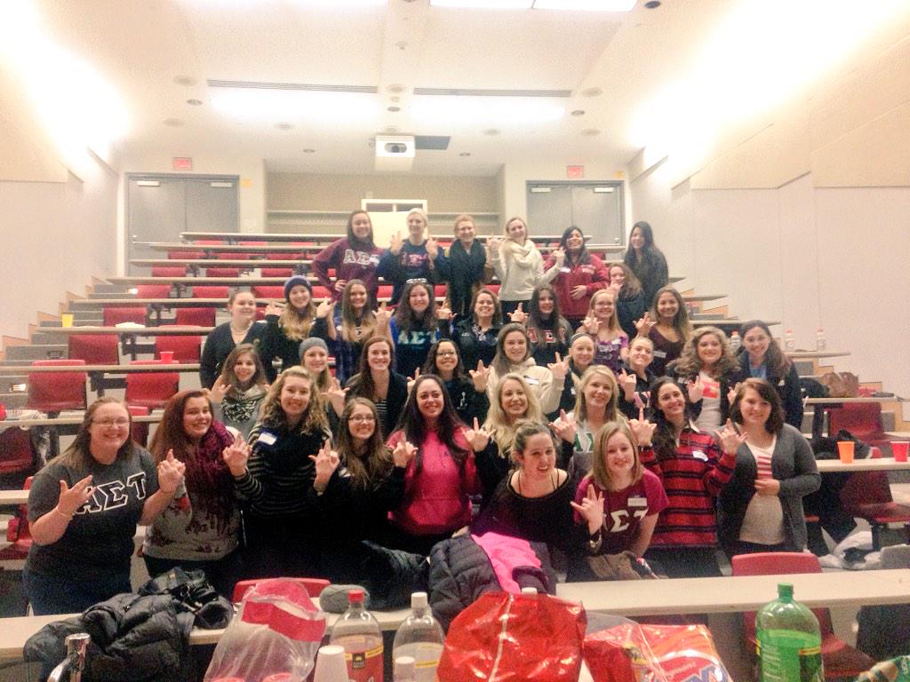 SnapstoaTau's tweet photo. Snaps to our sisterhood with the ladies of Epsilon Mu at University at Buffalo!! http://t.co/70xaB0Qi4E