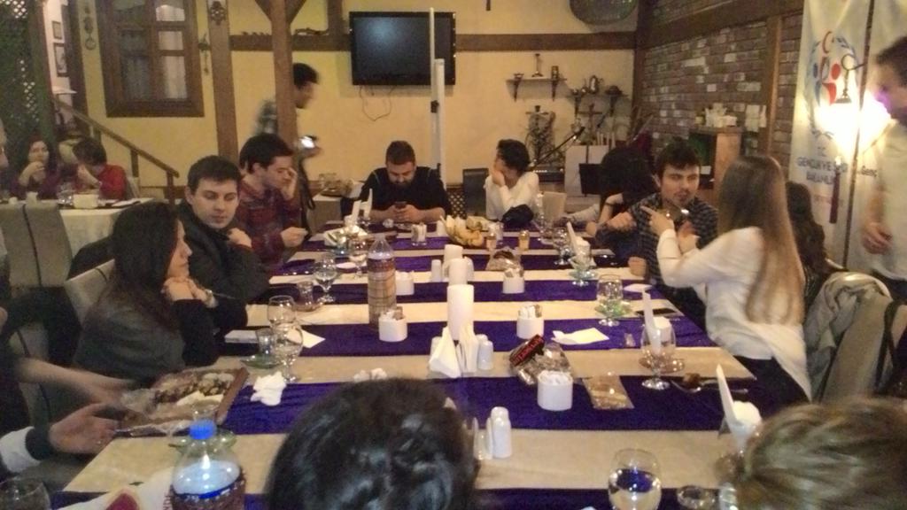 egenclikGOG's tweet photo. Gençlik ve Spor Bakanlığı projesi kapsamında 7 Bölgeden gelen temsilcilerle çalışmalarımız sürüyor @gencliksporbak http://t.co/uMWQGVrwOy