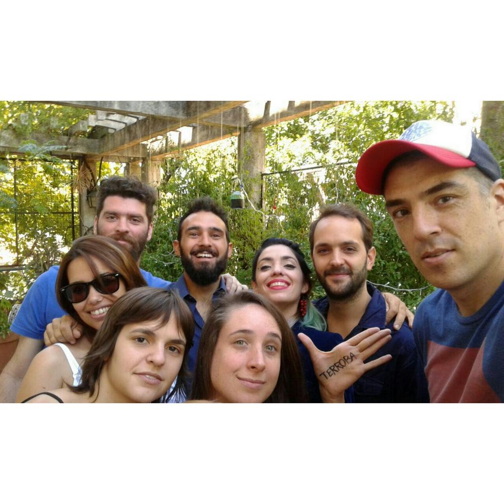 Duratierra's tweet photo. Terminamos las tomas del video de La llorona!!!! Vamo #Duratierra2015. Gracias a todo el equipo. @padremurphy capo! http://t.co/1xnKCSgVxU