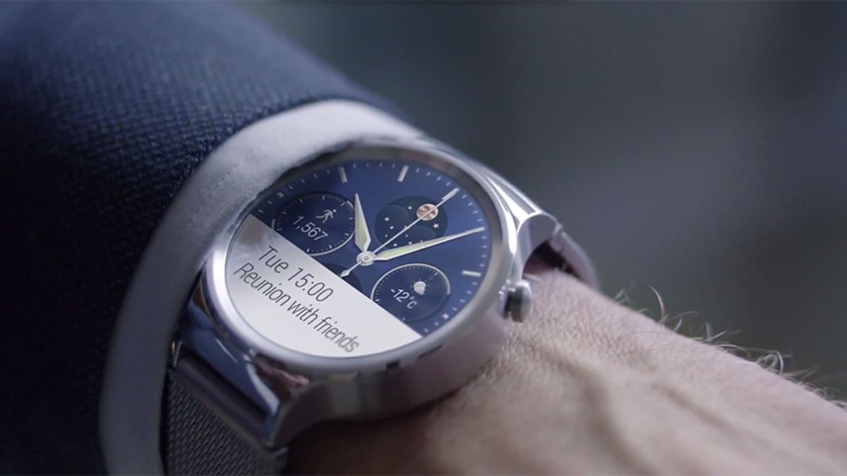 verge's tweet image. Huawei might have made the best-looking Android Wear smartwatch yet theverge.com/e/7890862