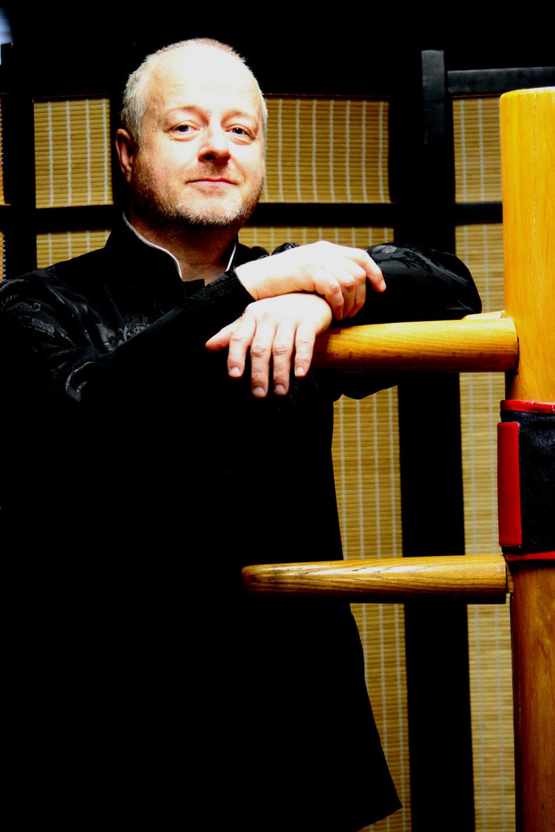 Facebook profile photo, taken <a href="/LonewolfArtsMov/">Lonewolf Arts Movies</a> during #movie shoot in Vancouver. Read more at facebook.com/photo.php?fbid…