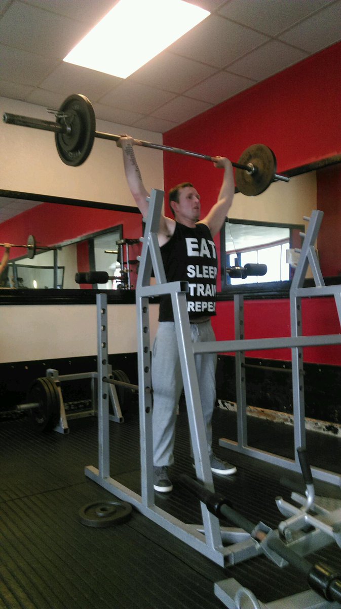 ErinMotivate's tweet photo. He is Motivate Me inspired! Contact for details #healthyeating #diet #cleanliving #weightloss #musclemass http://t.co/zEgnoQb49t