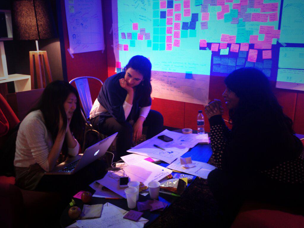 dalmakad's tweet photo. Fun day, great progress today Team Flying Cheesecake! Have a good sleep x @GSJ_London @kittyela @nubianStyle @cC_L http://t.co/FqH1dW2DlB