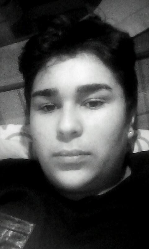 ritchiegitan's tweet image. Moi