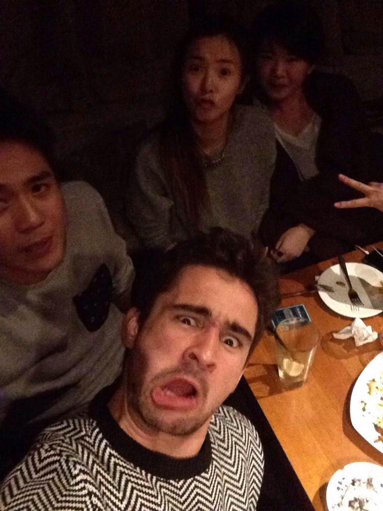 echo8624's tweet image. Yo, that's the FF Shanghai! Cool place with the fancy guys