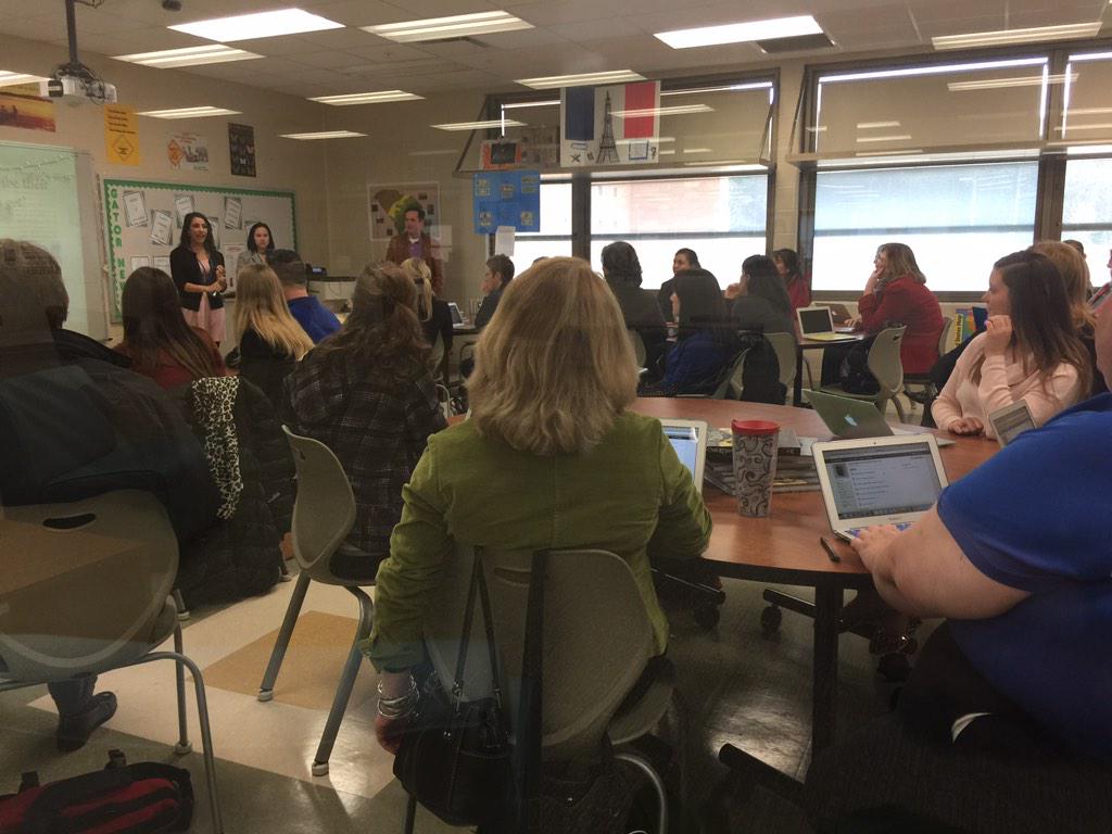 adsamples's tweet photo. WL teachers sharing and learning together #learningasone http://t.co/EDRifEpA84