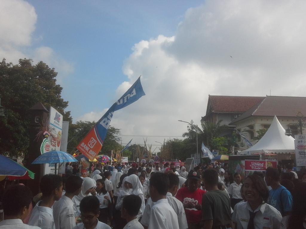 marketsurakarta's tweet photo. Ramenya soloku,solomu,solokita,, http://t.co/v4AfQybMdJ