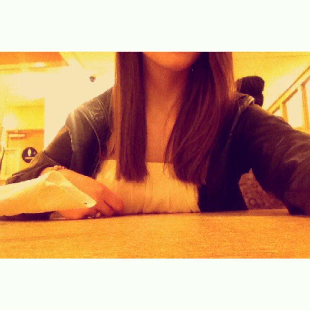 radicallyaw's tweet image. Short hair , don't care 😍