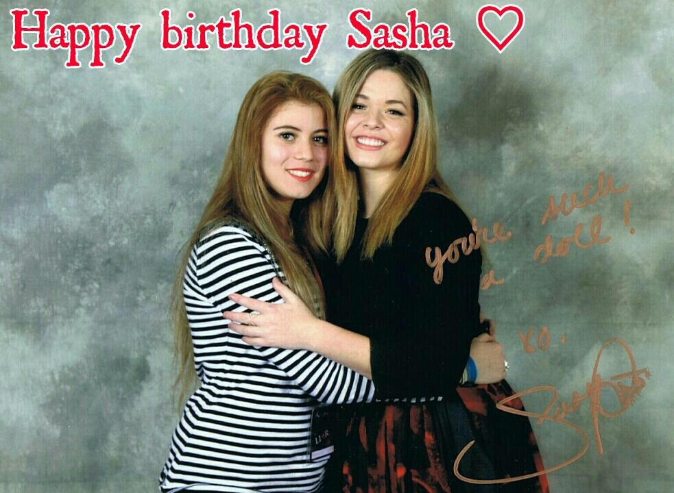 C\est l\anniversaire de Sasha Pieterse. HAPPY BIRTHDAY SASHA  