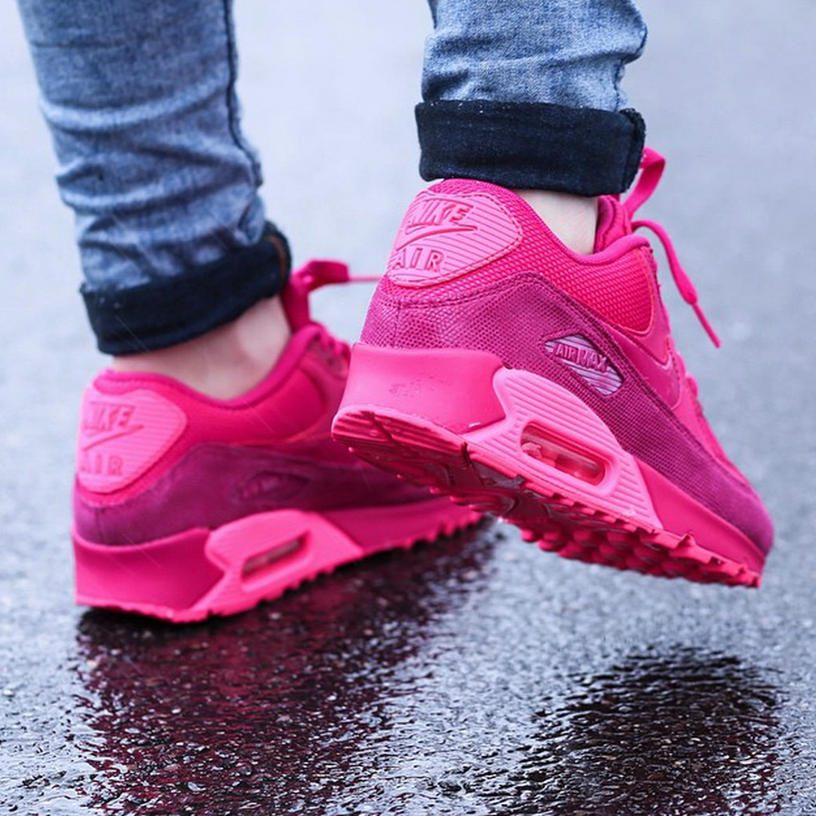 Hysterisch Vormen Draad SOLELINKS on Twitter: "Wmns Air Max 90 Premium "Fireberry/Pink Pow" now  available via NDC http://t.co/fPrXUiA6dD http://t.co/sokdVOBcZZ" / Twitter
