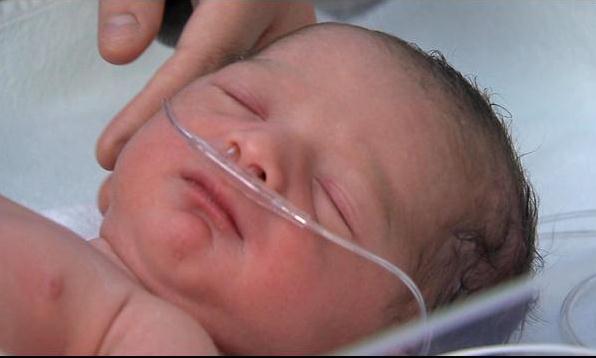 Ice Ice Baby! Meet baby Brennan, born in a parking lot during this ice storm. #arwx katv.com/story/28121668…