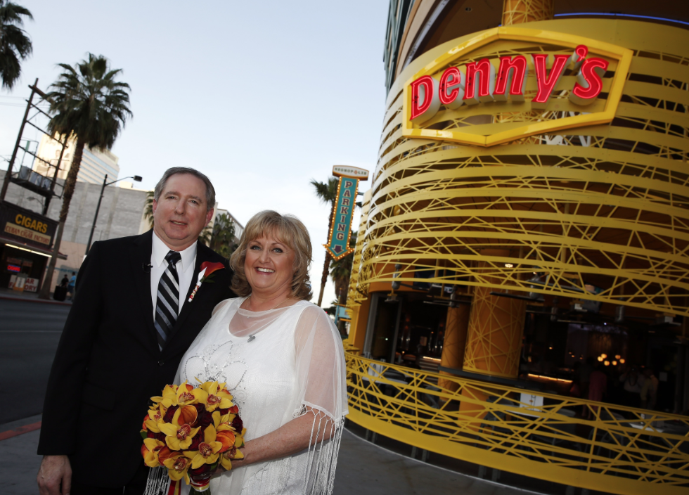 darrenrovell's tweet photo. In the last 2 years, Denny's in Las Vegas has booked 51 weddings, per Denny's CMO @DillonJohnW http://t.co/gnj99629oU