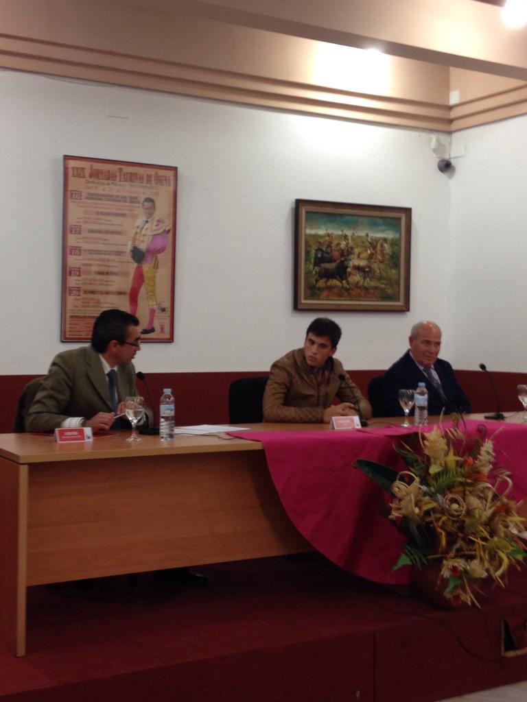 Prensa Manuel Moreno tweet media