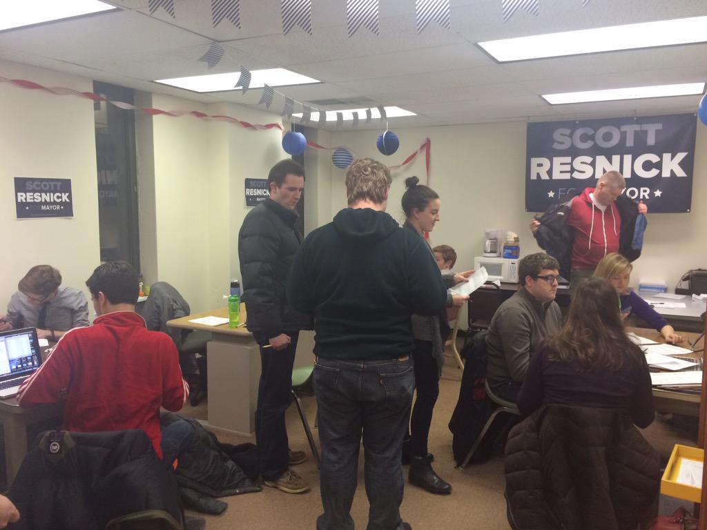Volunteers are working hard to elect <a href="/sjresnick/">Scott Resnick</a> #MadisonMayor #TeamResnick
