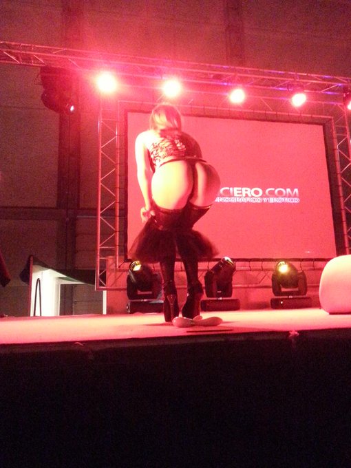 Show en solitario en el @eroticogalicia Gracias a la gente de galicia por su acogida y su participacion<a class="tags" target="_blank" title="On Twitter" href="/?out=eyJ0eXAiOiJKV1QiLCJhbGciOiJIUzUxMiJ9.eyJpYXQiOjE3MjA4Njg5NzYsImlzcyI6InR3cG9ybnN0YXJzLmNvbSIsIm5iZiI6MTcyMDg2ODk3NiwiZXhwIjoxNzUyNDA0OTc2LCJyZWRpcmVjdF91cmwiOiJodHRwczovL3R3aXR0ZXIuY29tL2Vyb3RpY29nYWxpY2lhIn0.0nXZant_DLU120qfYONALwOLsSrDftK8puYkIe2VI49v-4ecMnwXIl_sARp3reFu-wFFYM9MFsdjxE1jsdEdbQ">@eroticogalicia</a>