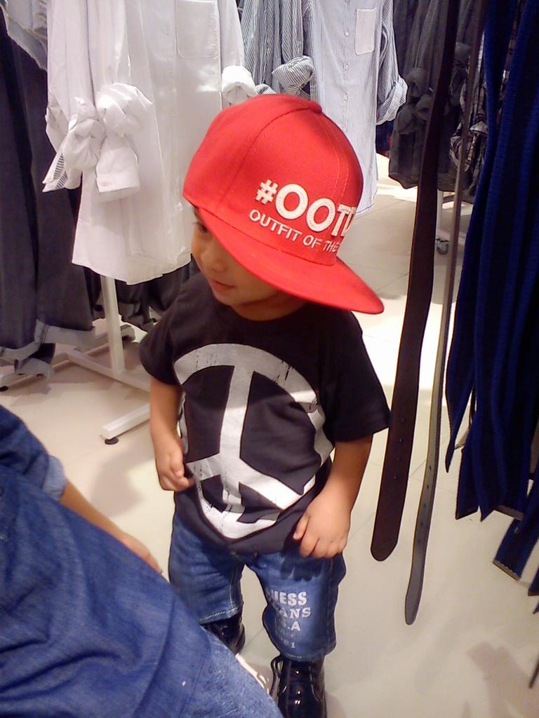 ayed_roguish's tweet photo. #DamianMikhail #LoveYou #ootd http://t.co/FB3wtJfzIn