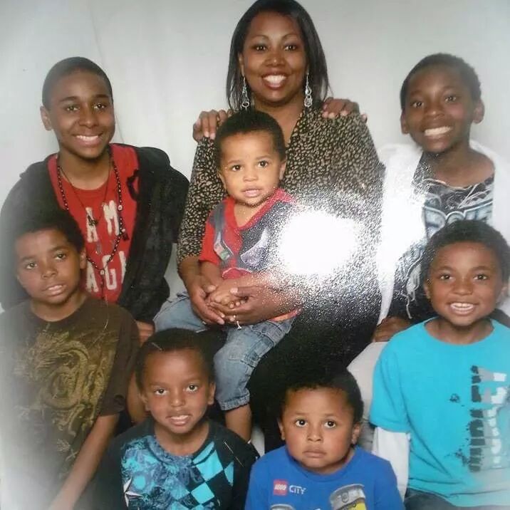 PriceMathea's tweet photo. My Family http://t.co/7sqa57Zpzn