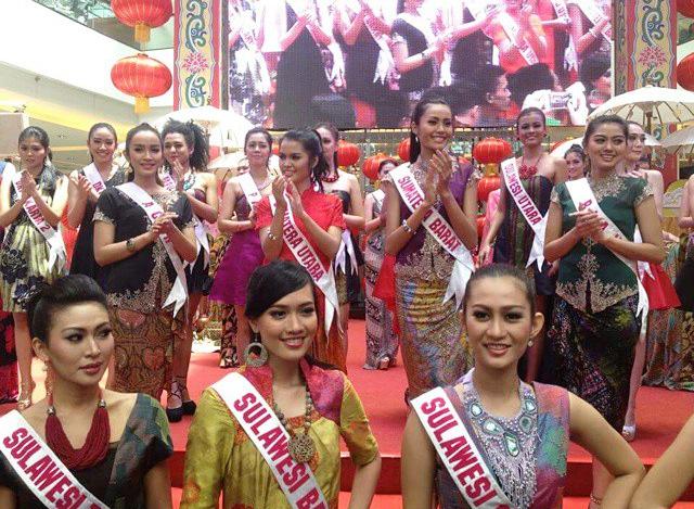 dewi_lamuda's tweet photo. #Fashionshow#Putriindonesia2015#sulselDewiAnggraeni http://t.co/Bt7l6phhPO