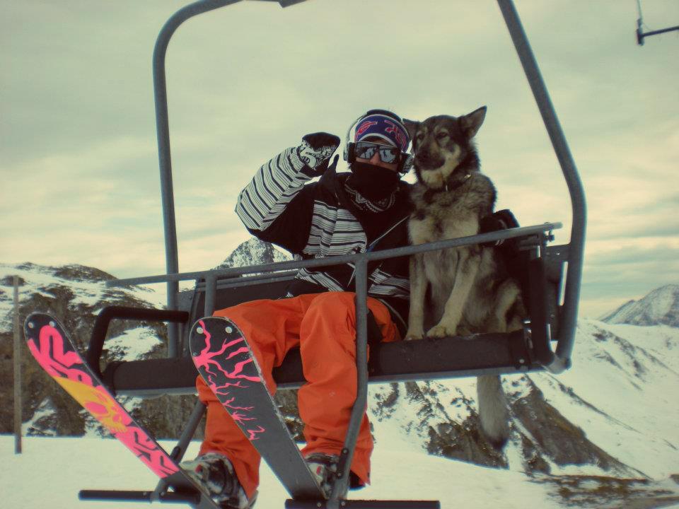 Newschoolers's tweet photo. Man's best friend http://t.co/jJOSWzGM3D