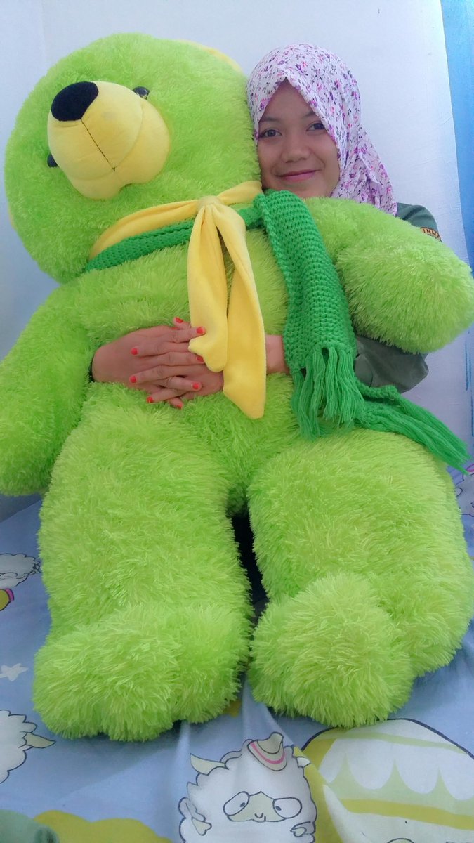 lenyyphutlyy's tweet photo. Pengen boneka segede inih 😢😡😣😧 http://t.co/v0qEvxbVZI