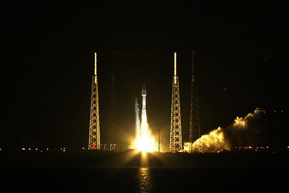 NASA's tweet photo. Want to see a night launch? Apply to attend our March 12 @NASA_MMS #NASASocial in FL! Info: http://t.co/5UZbwppSTv http://t.co/pDh2866pk3